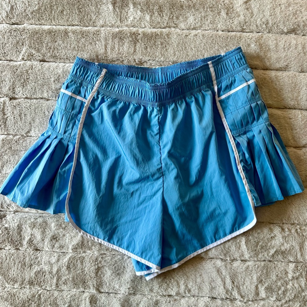 Yogalicious Carolina Blue Radiant Courage Shorts with Pleated Sides, Small